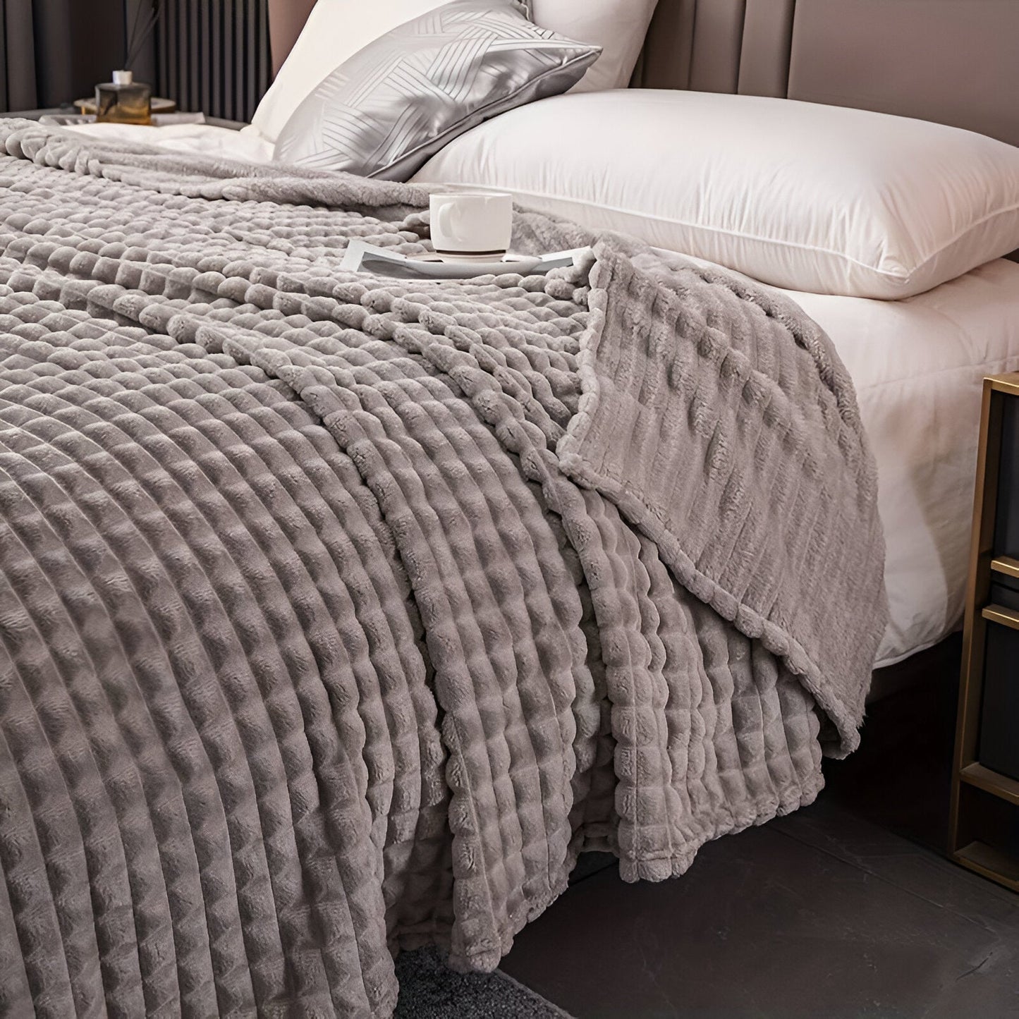 Ultra-fluffy Korallenfleece-Decke