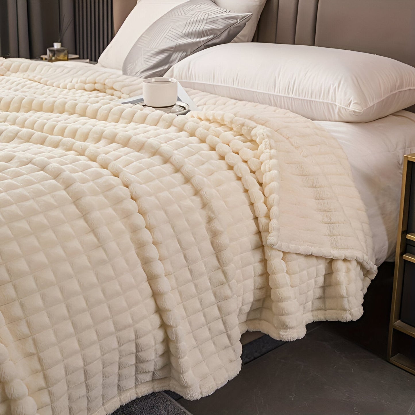Ultra-fluffy Korallenfleece-Decke