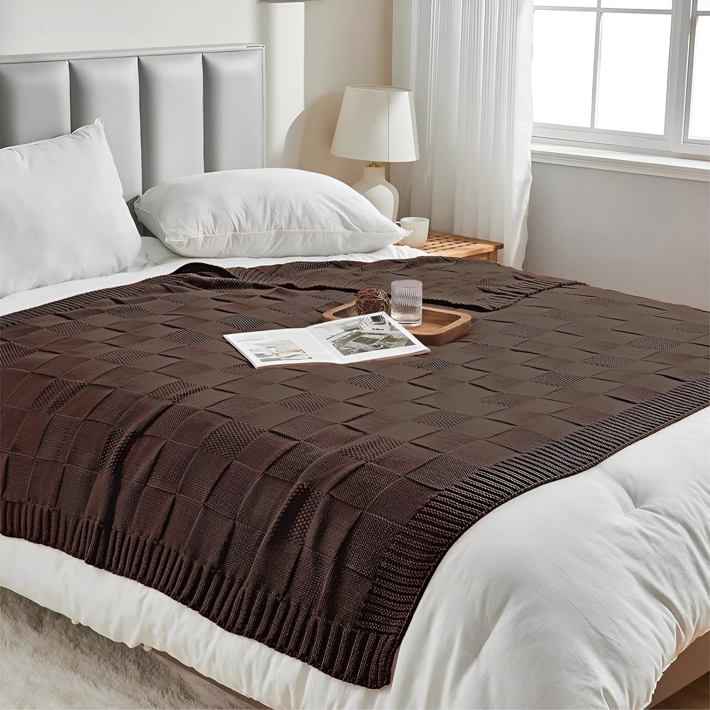 Weiche Strickdecke für Bett