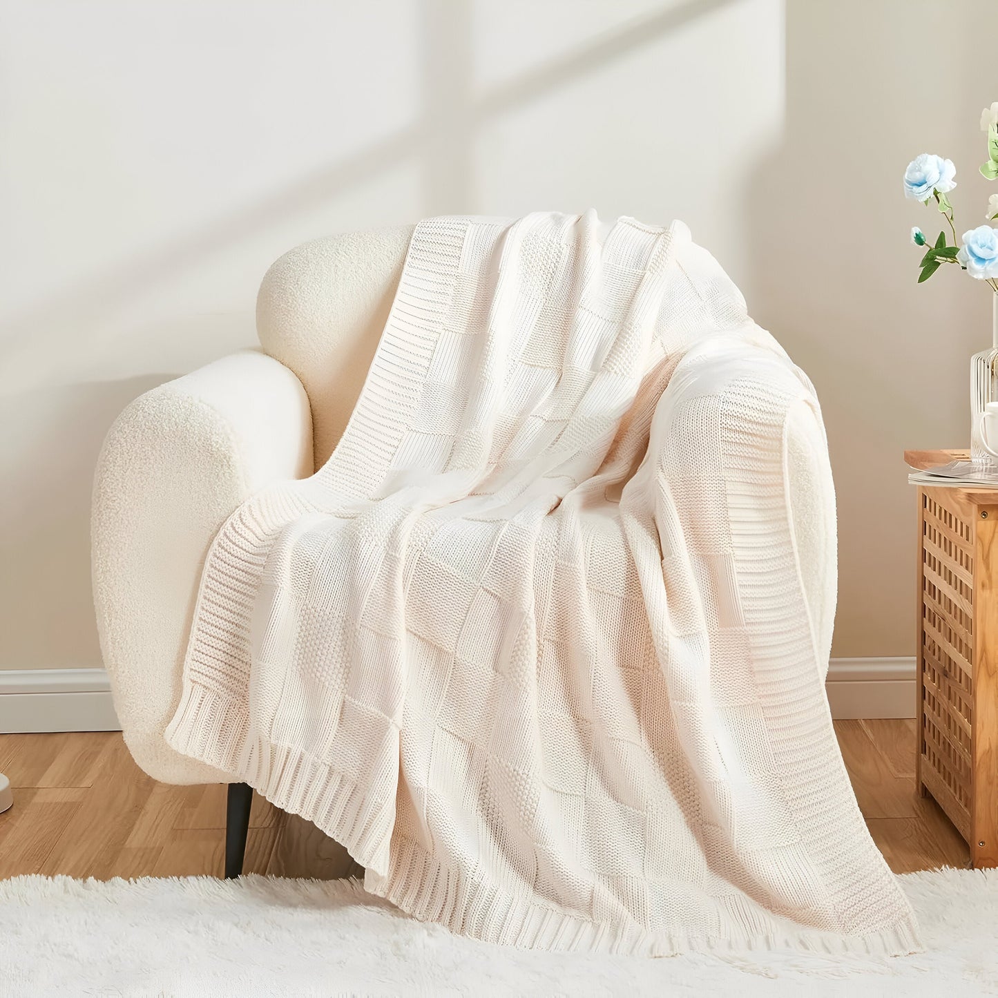 Weiche Strickdecke für Bett