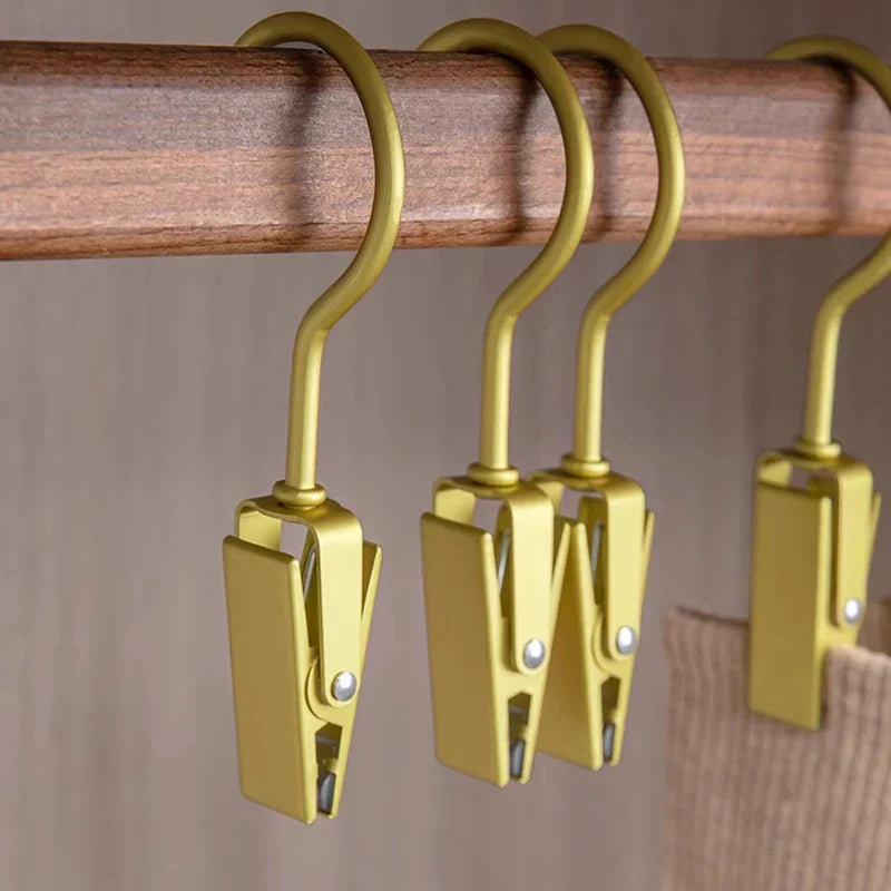 Robuste Metall-Kleiderbügel mit Clips