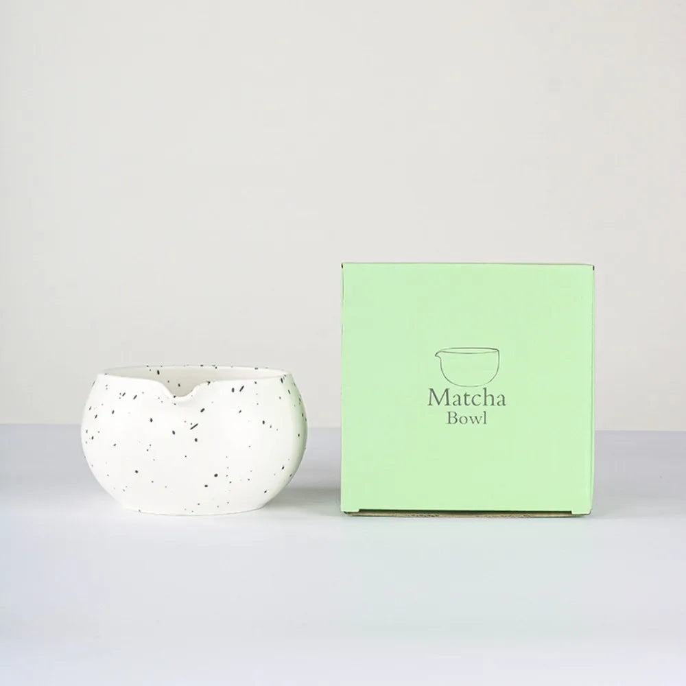 Keramik Matcha Schüssel 13,5 cm – Traditionelles Japanisches Design mit Gießausguss für Perfekte Teezubereitung 1