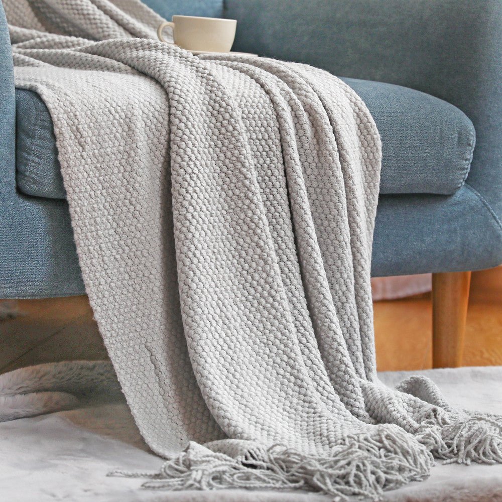 Nordische Strickdecke - Weich & Kuschelig - Perfekt für Wohnzimmer, Schlafzimmer & Terrasse