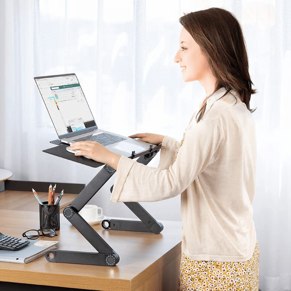Verstellbarer Laptop-Ständer