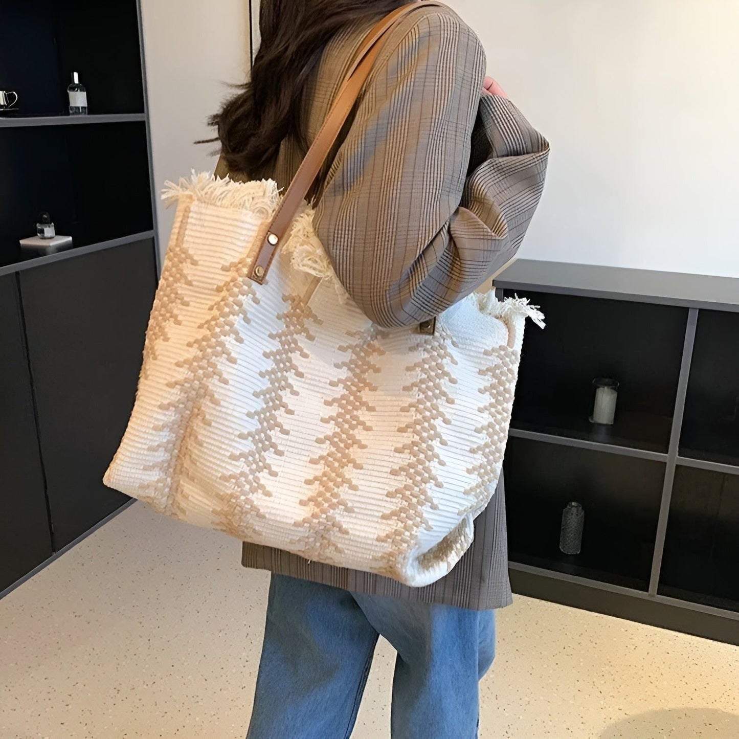 Elegante Große Strandtasche für den Sommer – Geräumige Badetasche mit Sicherem Knopfverschluss und Leichtem Design 2