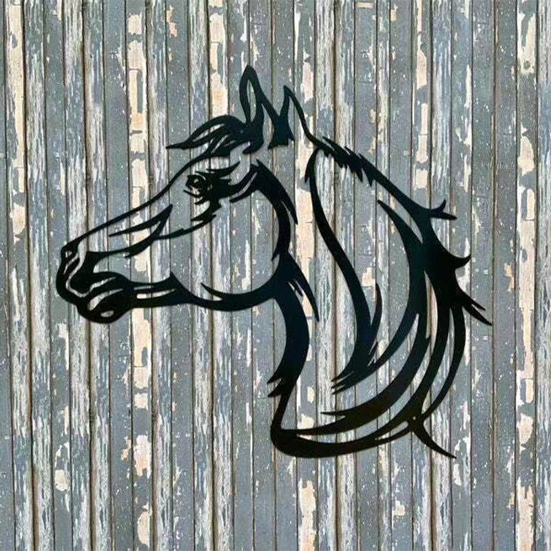 Realistische Tiergartenkunst aus Metall