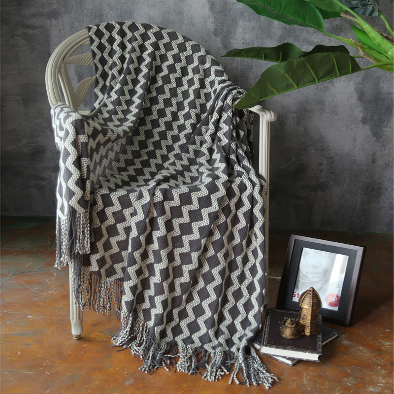 Zig Zag Fringe Chenille Blankek