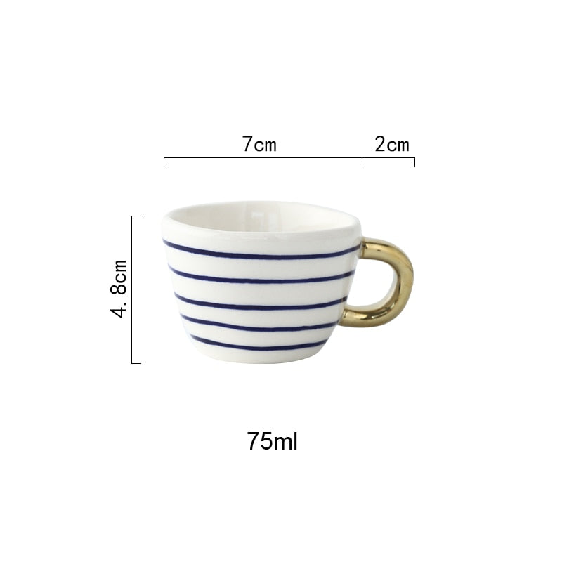 GildedGeometry - Geometrischer Becher mit Goldenem Henkel