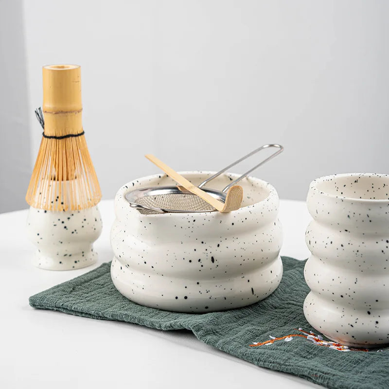 7-teiliges Matcha Tee Set aus Bambus und Keramik – Authentisches Teeerlebnis für Teeliebhaber 3