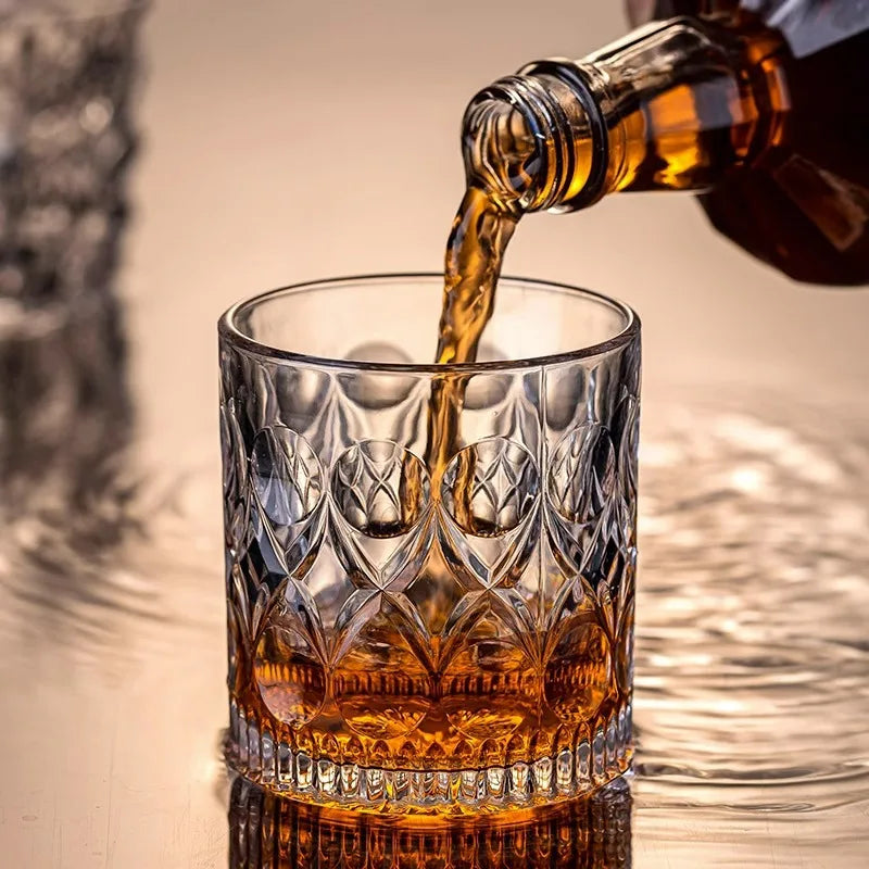 Geprägtes Whiskyglas-Set