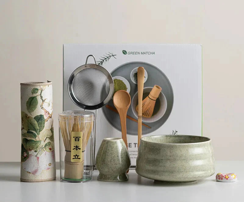 8-teiliges Matcha Set im Sakura Design – Keramikschale, Bambusbesen und Frother für perfekte Teezeremonien 4