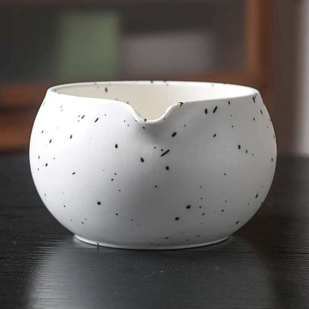 Keramik Matcha Schüssel 13,5 cm – Traditionelles Japanisches Design mit Gießausguss für Perfekte Teezubereitung 5