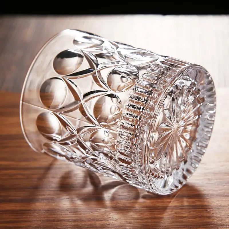 Geprägtes Whiskyglas-Set
