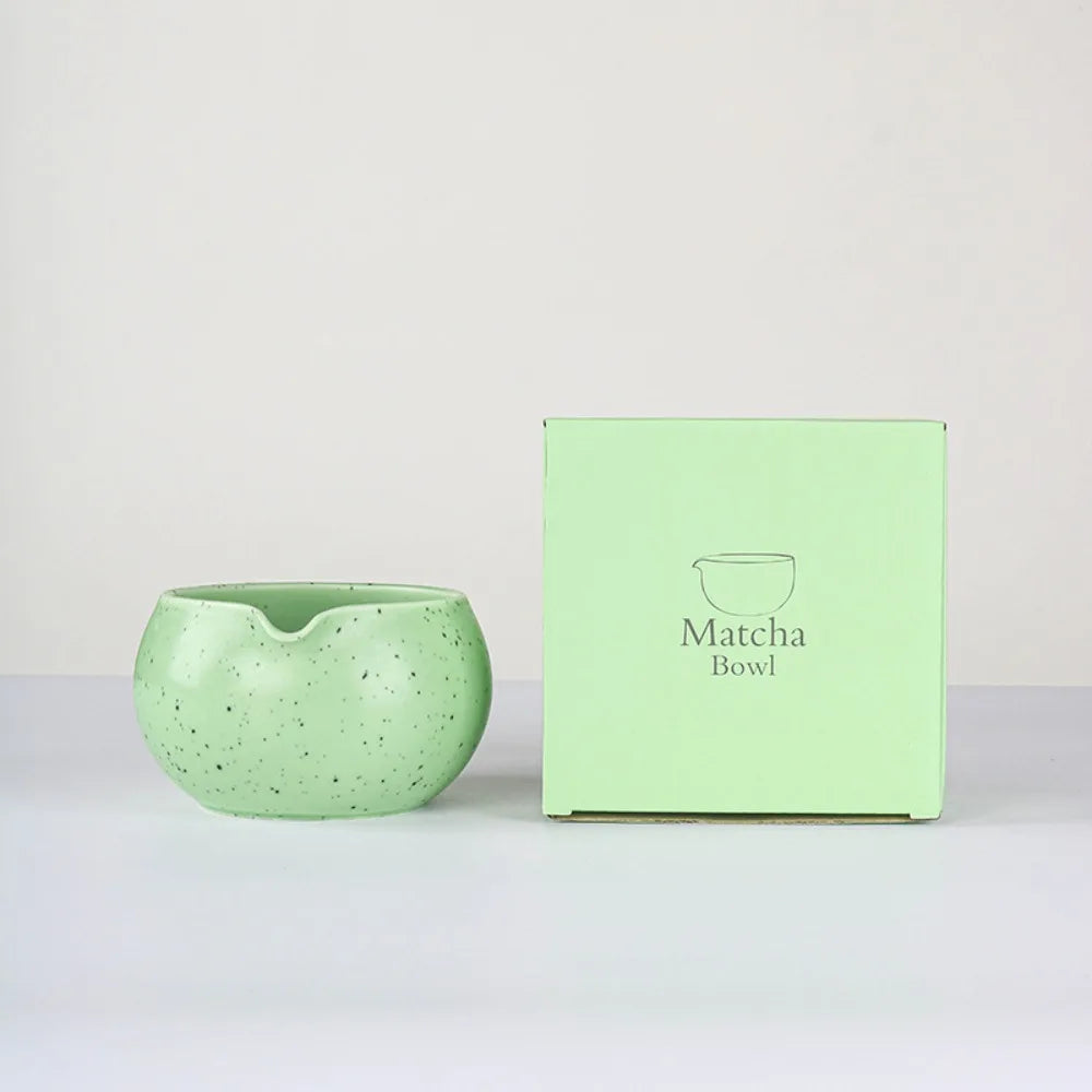 Variant image for Keramik Matcha Schüssel 13,5 cm – Traditionelles Japanisches Design mit Gießausguss für Perfekte Teezubereitung-5
