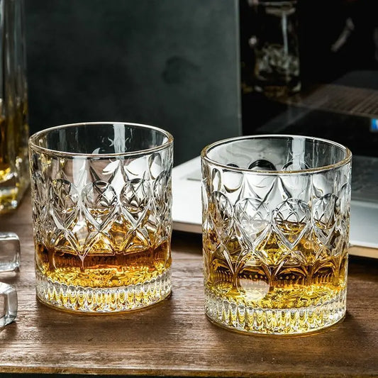 Geprägtes Whiskyglas-Set