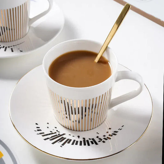 Spiegelglanz Kaffeetasse mit Untertasse