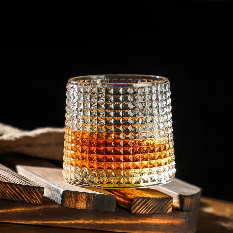 Kreative Spinnen-Whiskygläser