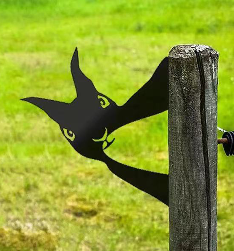 Realistische Tiergartenkunst aus Metall