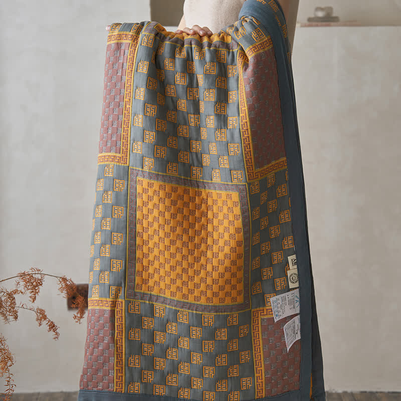 Atmungsaktive Steppdecke aus Baumwollgaze mit Retro-Quadratdruck